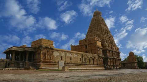 Time laps Tanjore Big Temple (Brihadeshwara Temple) in Tamil Nadu, Oldest and Tallest temple in India.