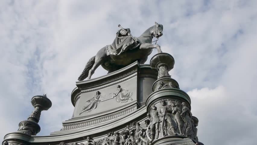 Dresdener Semperoper Theaterplatz