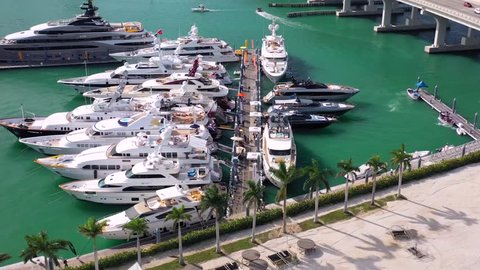 Super Yacht Show in Miami 2019