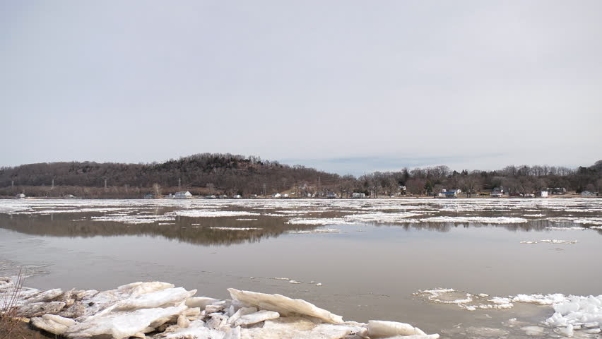Mississippi River in the midwest during winter
