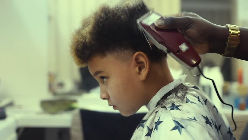 boy haircut machine