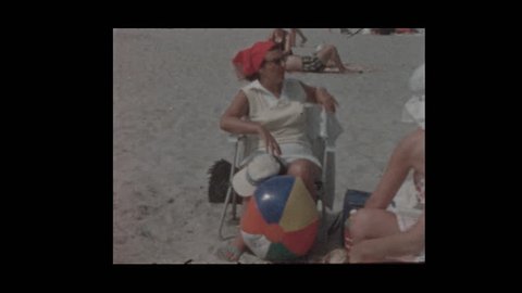 Ocean City, Maryland, USA- 1956: 50s family day at the beach