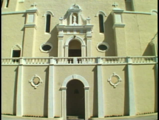 HAMILTON, BERMUDA, 1994, St Theresa