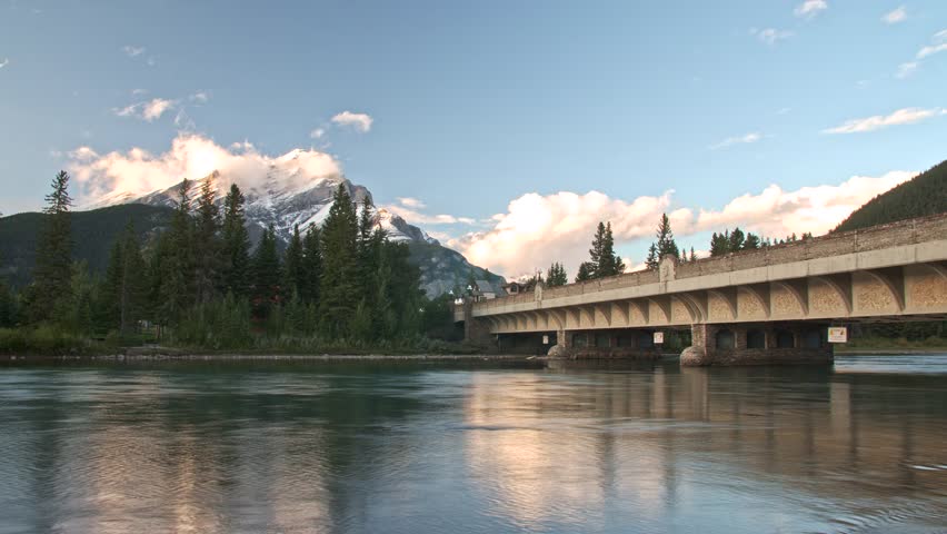 View of River Bow and Cascade Mountain from Cascade Park, Banff, Banff National Park, Alberta, Canada, North America