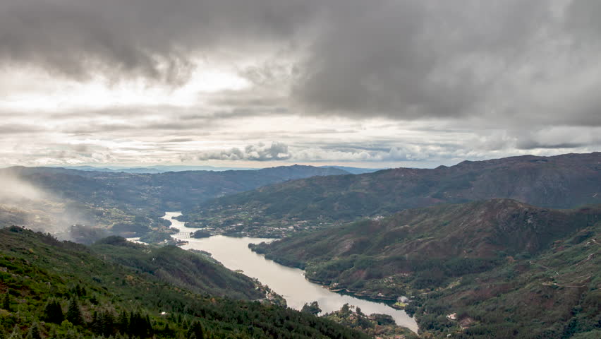 Parque Nacional Peneda Geres time lapse
