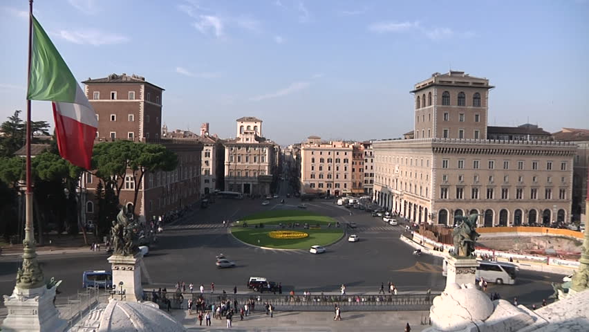 Italy, Lazio, Rome, Piazza Venezia from the Vittoriano