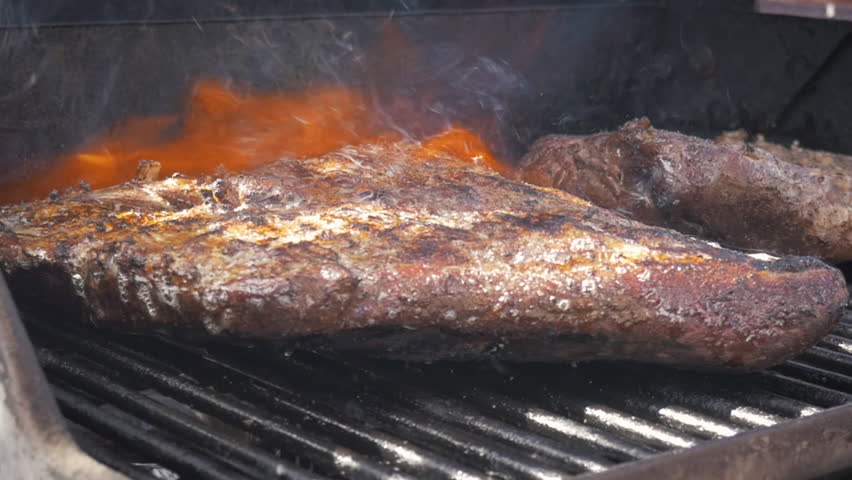 brisket on the grill propane