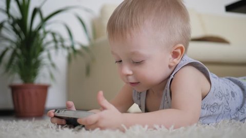 Toddler Boy Bathing Outside In Stockvideos Filmmaterial 100 Lizenzfrei Shutterstock