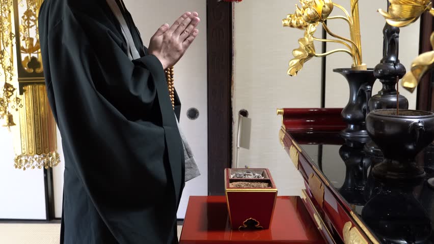 japanese monk prayer