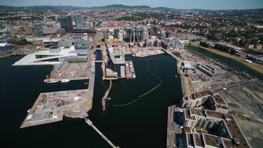 Aerial Norway Oslo June 2018 Sunny Day 15mm Wide Angle 4K Inspire 2 Prores

Aerial video of downtown Oslo in Norway on a beautiful sunny day with a wide angle lens.
