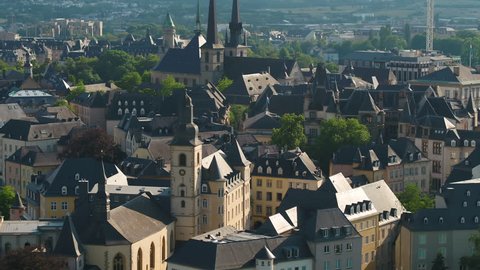 Aerial Luxembourg Luxembourg June 2018 Sunny Day 90mm Zoom 4K Inspire 2 Prores

Aerial video of downtown Luxembourg on a beautiful sunny day with a zoom lens.