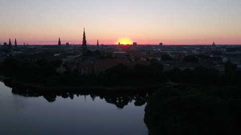 Aerial Denmark Copenhagen June 2018 Sunset 30mm 4K Inspire 2 Prores

Aerial video of downtown Copenhagen in Denmark at sunset.