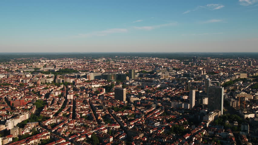 Aerial Belgium Brussels June 2018 Sunny Day 30mm 4K Inspire 2 Prores

Aerial video of Brussels Belgium downtown on a sunny day. | Shutterstock HD Video #1025577731