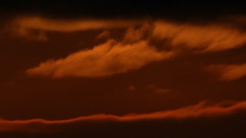 Dynamic change pattern of clouds in twilight sky