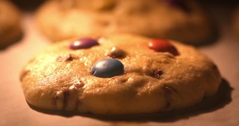 Cooking colored cookies timelapse स्टॉक वीडियो