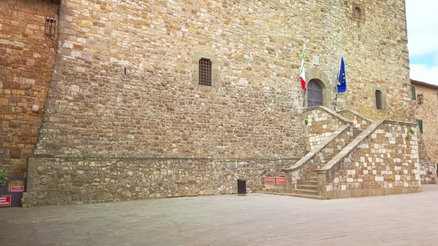 Castellina in Chianti, IT: Rocca (castle) of this typical comune in the province of Siena, Tuscany. It is known worldwide for the wine produced in and named for the region, Chianti.