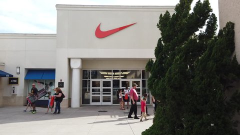 Alianza No quiero Feudo 84 Nike Outlet Stock Video Footage - 4K and HD Video Clips | Shutterstock