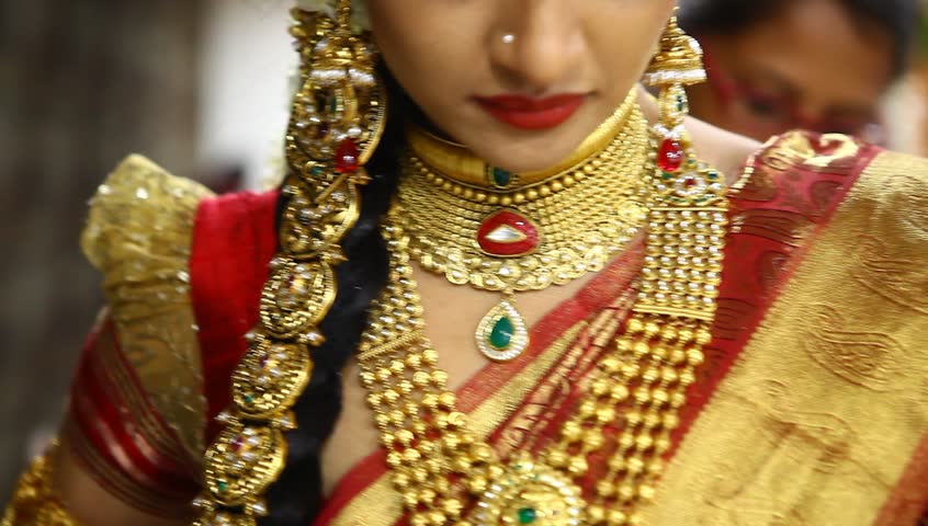 Indian Women in traditional Dress in Hyderabad, India ...