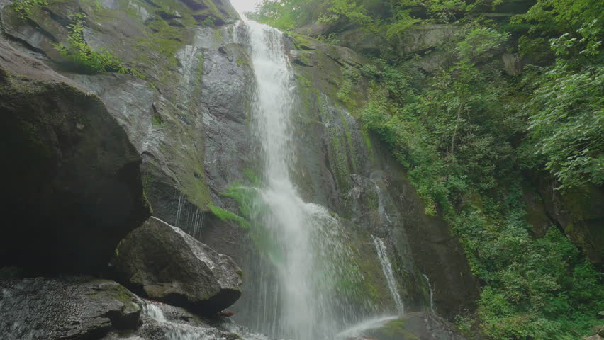 201 North Carolina, South Mountain Tall Waterfall
