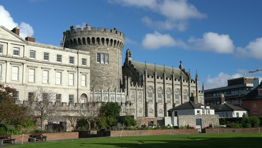 Dublin Castle in Ireland image - Free stock photo - Public Domain photo