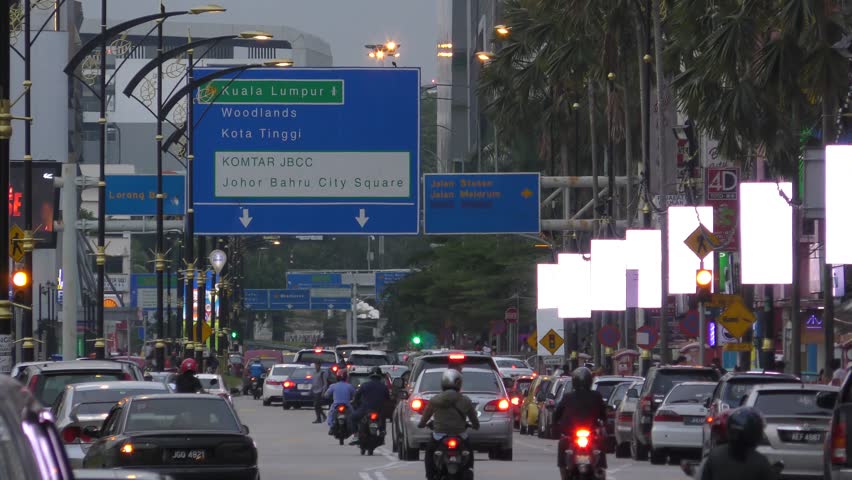 Johor malaysia - april 13 2019 : johor bahru city main rod view next tu  sungai segget