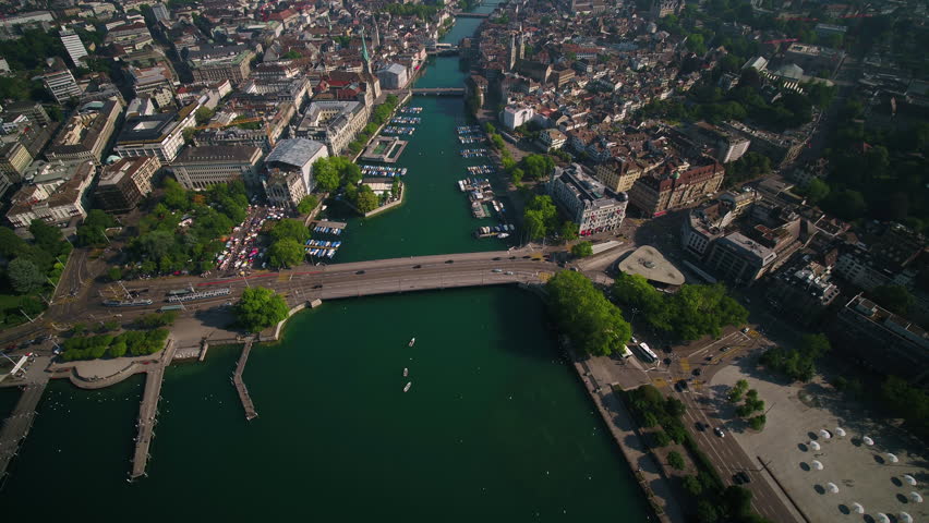 Aerial Switzerland Zurich June 2018 Sunny Day 15mm Wide Angle 4K Inspire 2 Prores

Aerial video of downtown Zurich in Switzerland on a beautiful sunny day with a wide angle lens.