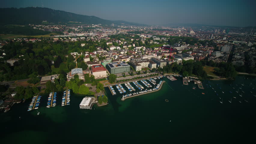 Aerial Switzerland Zurich June 2018 Sunny Day 15mm Wide Angle 4K Inspire 2 Prores

Aerial video of downtown Zurich in Switzerland on a beautiful sunny day with a wide angle lens.