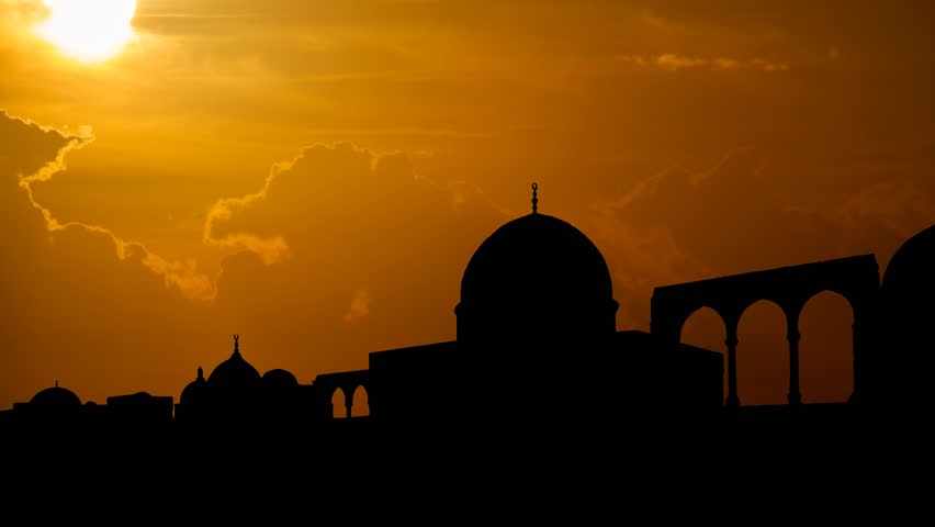 Dome of the Rock (Qubbat al-Sakhrah): Time Lapse at Sunset of the Islamic Shrine on Temple Mount in the Old City of Jerusalem, Israel Royalty-Free Stock Footage #1028152772