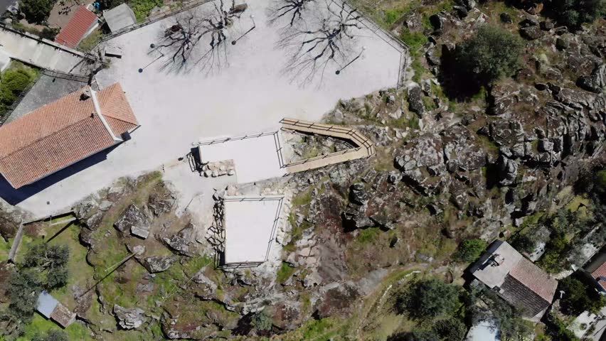 Drone footgae of zoom in little high poiw of view.