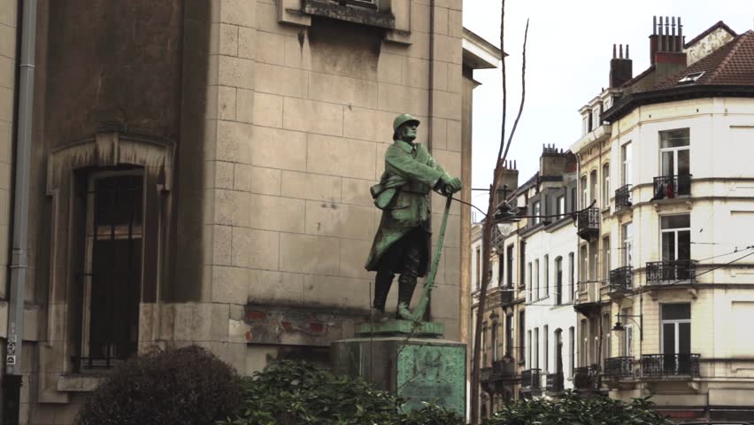 Brussels, Belgium, Graffiti, Mural, Metro, Atomium, Bus, Statues, and Squares in slow motion