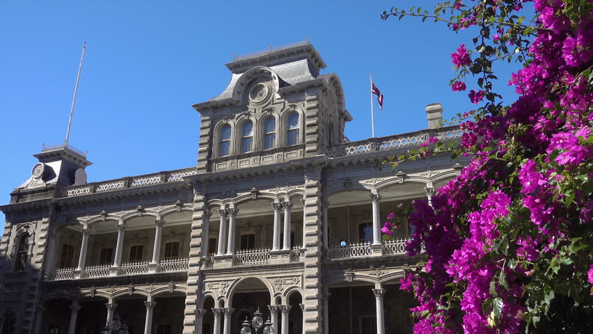 Dolly shot of Iolani Palace, Honolulu, Hawaii, USA