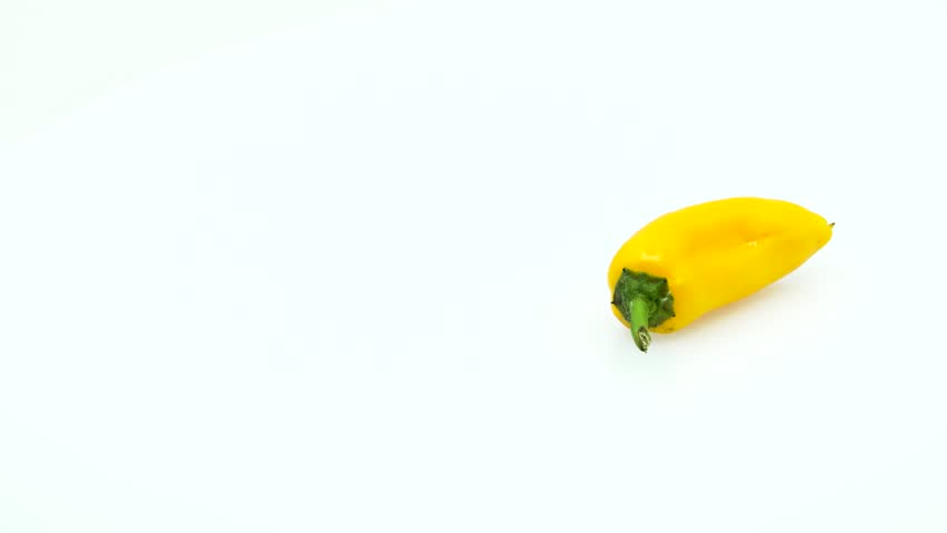 Yellow Sweet Pepper Frame Right in 4k 3840 x 2160 Rotating Loop-able 360 Degree Rotation