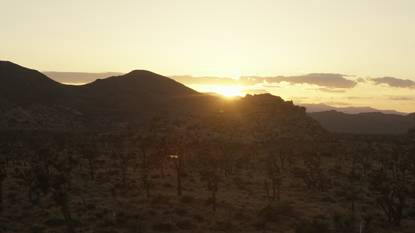 Joshua Tree National Park Sunset Timelapse - Sun Setting over Peaks
