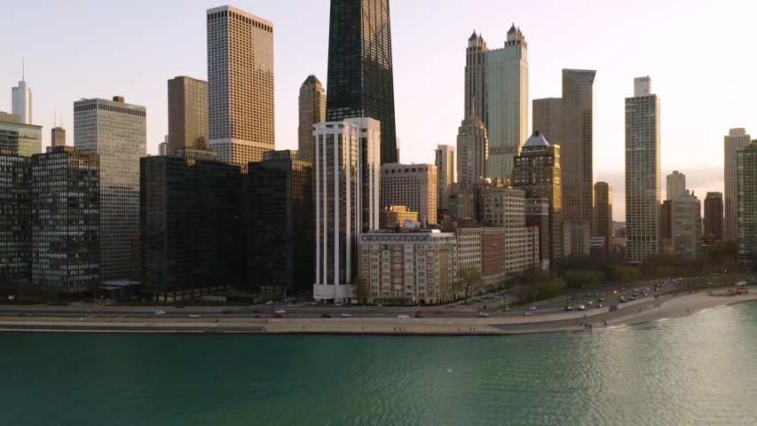 Beautiful Aerial Speed Ramp Hyperlapse along Chicago