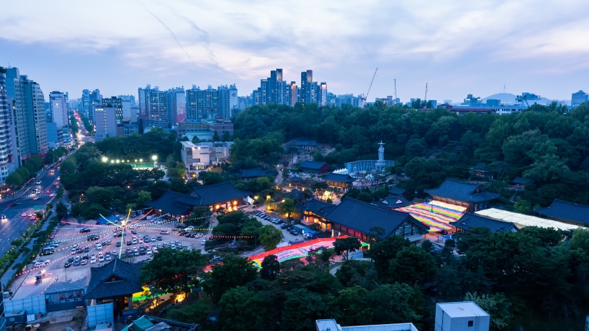 Time lapse Night view of Bongeunsa temple in Seoul city.
