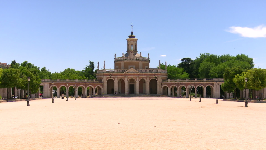 Plaza de San Antonio and the church of San Antonio, Aranjuez, Spain