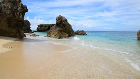 Video of a beautiful beach in Okinawa.