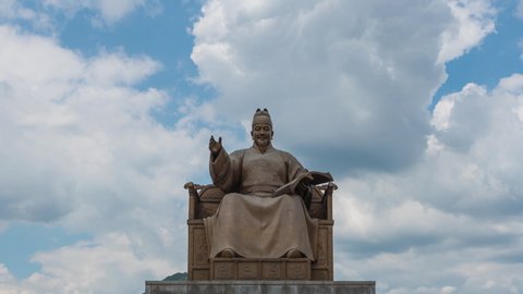 Timelapse 4k of King Sejong Monument at Gwanghwamun Square in Seoul, South Korea