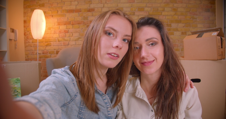 Webcam lesbian Lesbian Teen