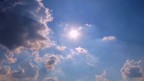 4K Timelapse   Sky With clouds and sun rays