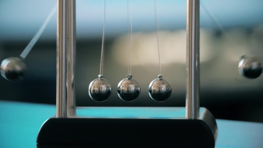 five ball pendulum