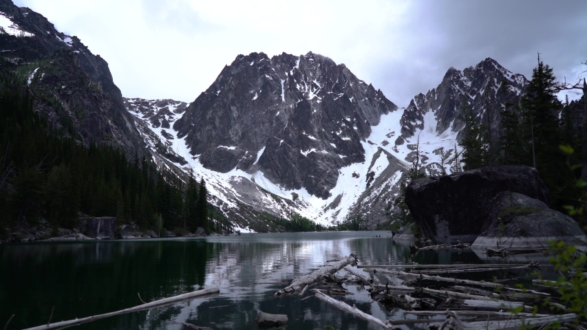 A time-lapse from Colchuck lake in Leavenworth Washington. Colchuck is apart of the enchantments mountain range.