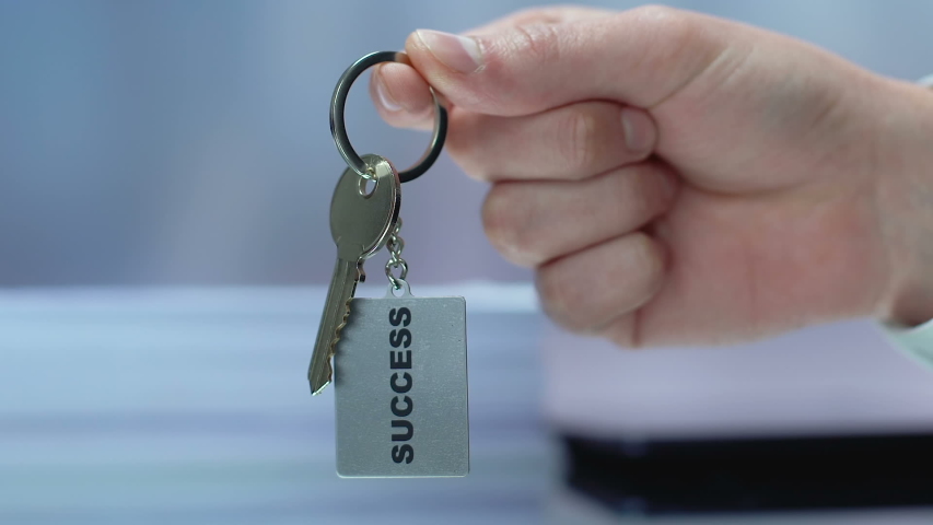 Счастливая семья с ключами от квартиры. Englishman take keys. Take key. Englishman take keys. Ключ инстаграм.