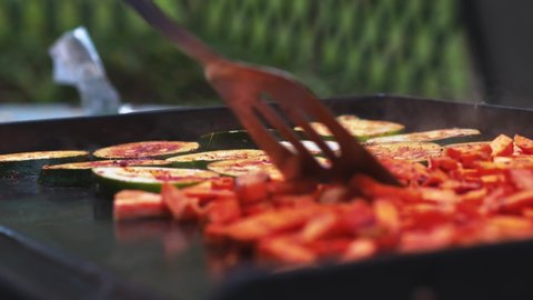 close-up of roasting vegetables on a barbecue and grill Video de stock