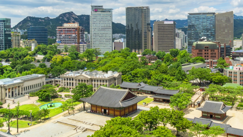 Timelapse of Deoksugung Palace in Seoul City,South Korea