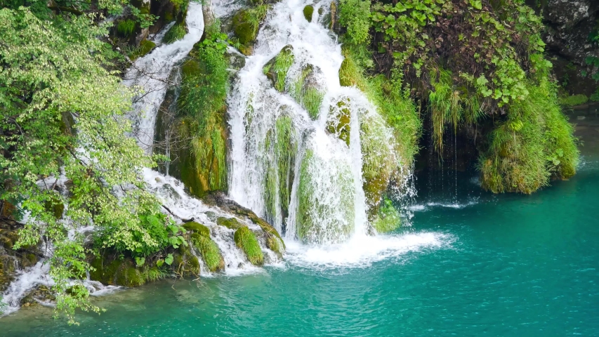 emerald-water-lake-at-plitvice-lakes-image-free-stock-photo-public