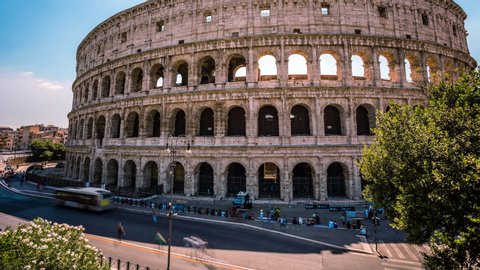 Colosseum in Rome time lapse Stockvideó