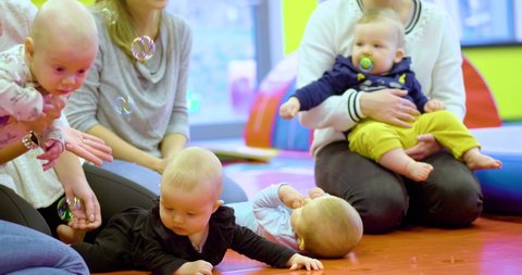 Szczecin / Poland - 12 17 2018: Parents And Newborn Babies At Sensory Therapy Class.