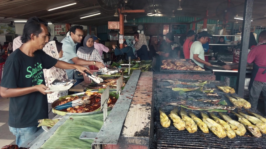 Penang Malaysia Circa August 2019 Hundreds People Stock Footage Video 100 Royalty Free 1034619737 Shutterstock