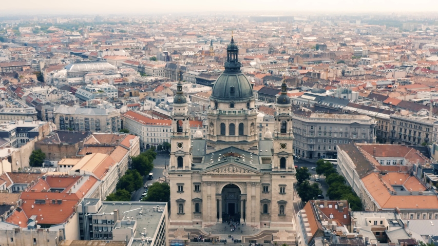 Aerial view of St. Stephen's Basilica in Budapest | Shutterstock HD Video #1034702357